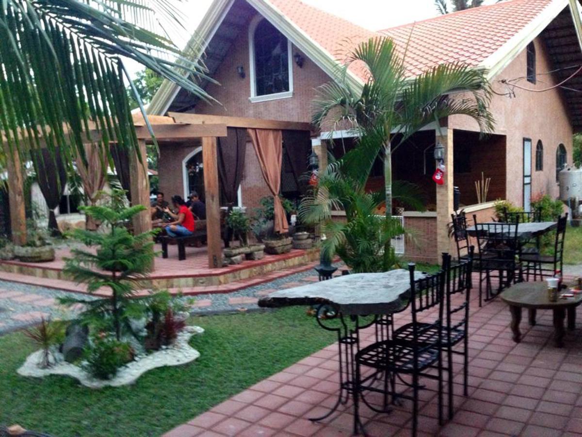 Bognot Lodge : Alvin Bognot Mt Pinatubo Guesthouse And Tours Santa Juliana Zimmer foto